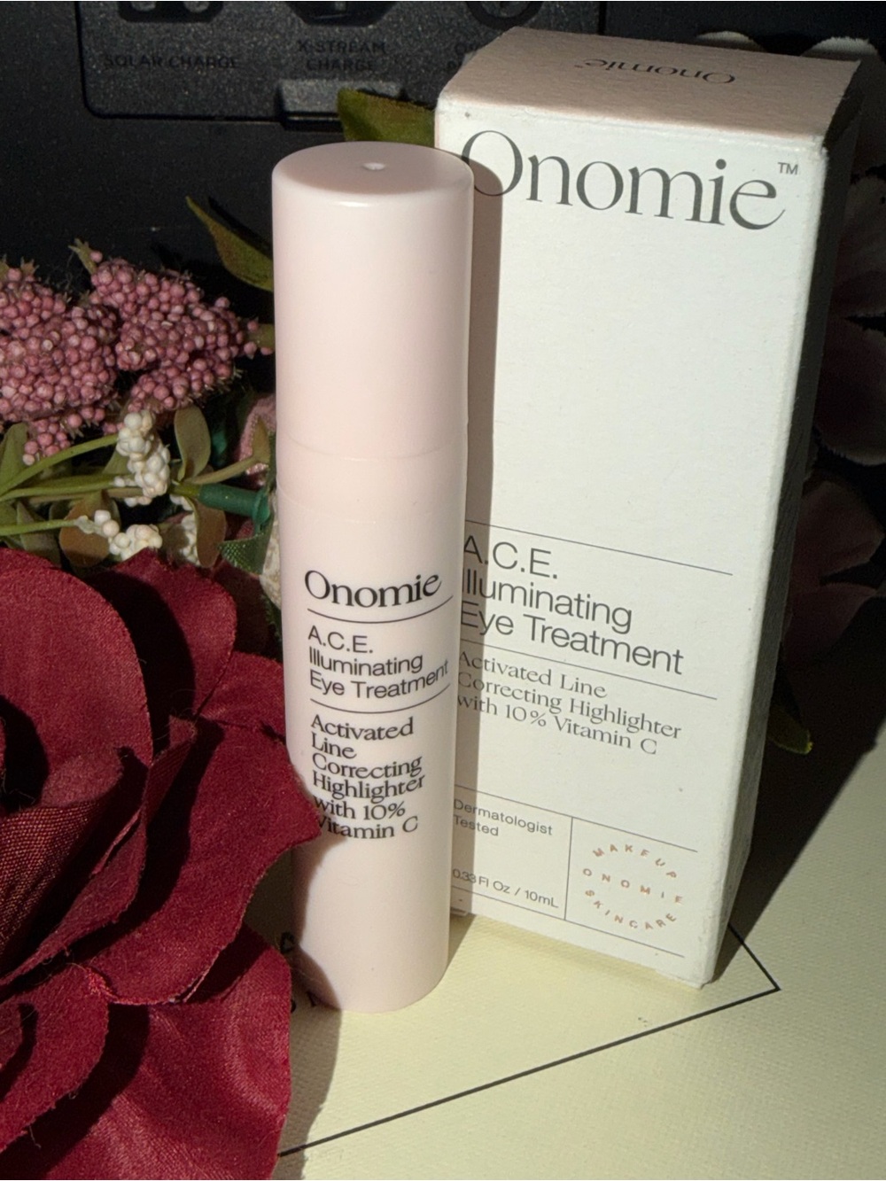 Onomi Illuminating Eye Treatment Tube - Shade 1 Lovelace